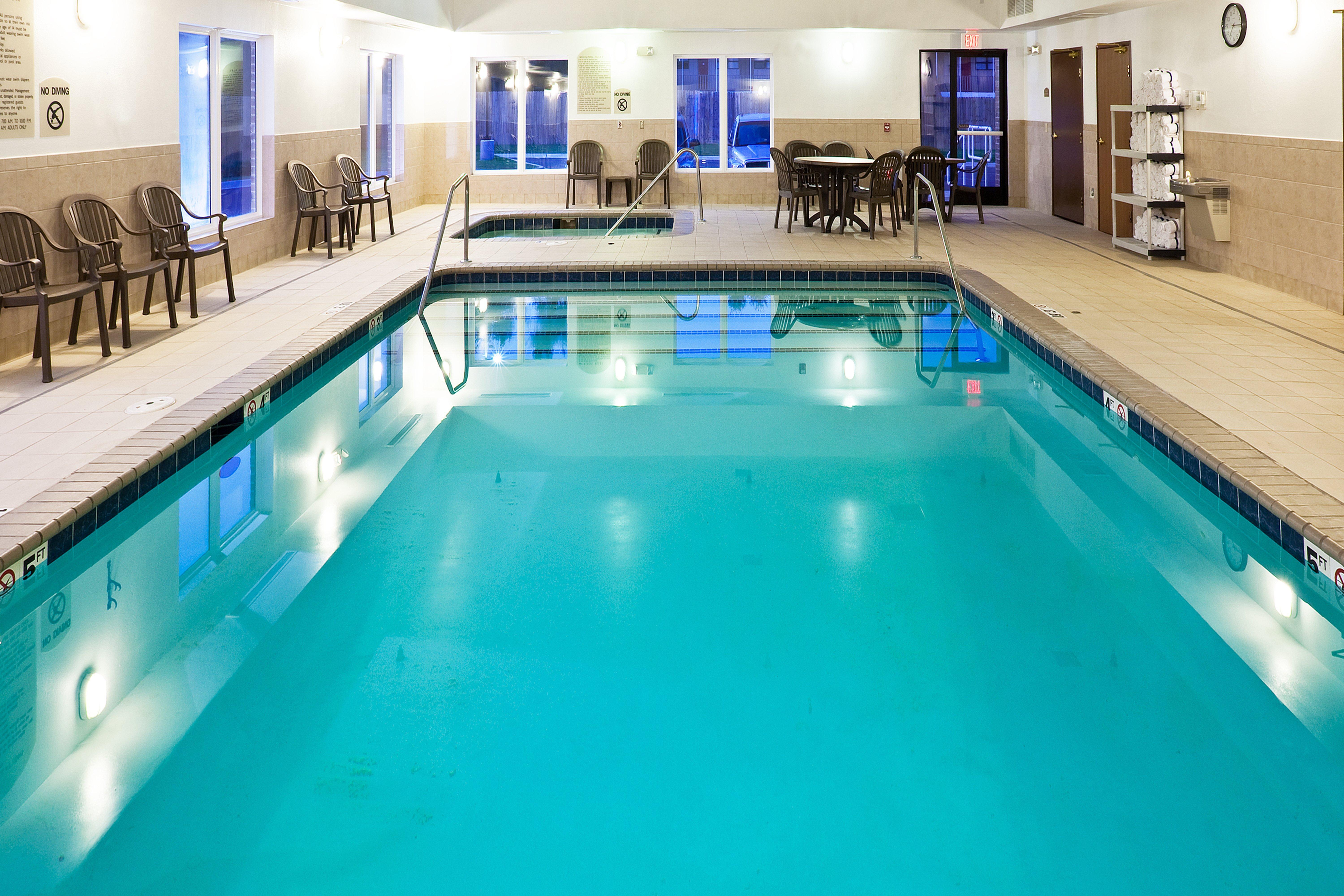 Holiday Inn Express Hotel & Suites Oklahoma City-Bethany By Ihg Exterior photo